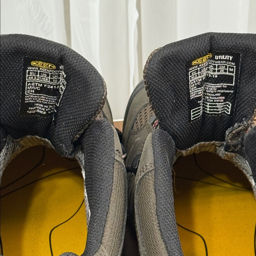 KEEN Utility Work Shoes Mens 11EE Steel Toe Waterproof EH Wide - Picture 10 of 10